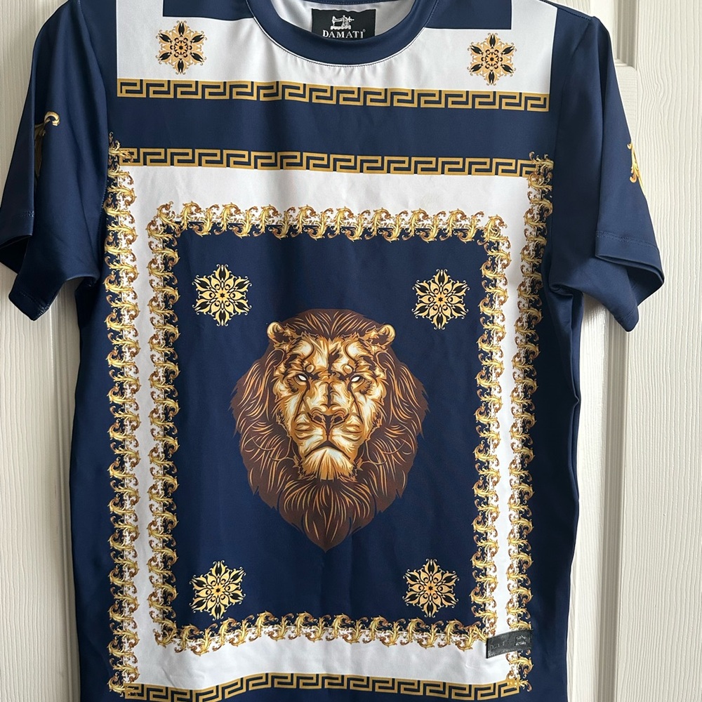 DAMATI Los Angeles, Street Wear. Navy blue with gold shirt.